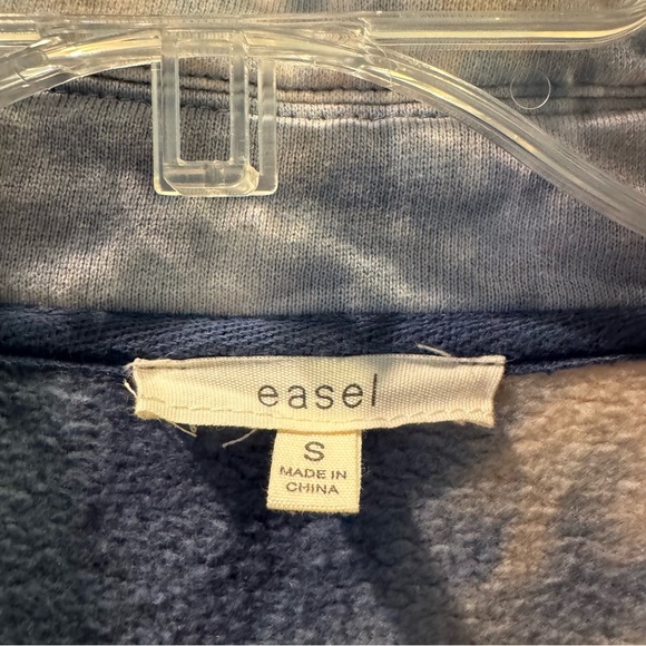 Easel Blue/Tan Tie Dye Button Down Rounded Hem Front Raw Edge Shirt Jacket - Picture 4 of 6